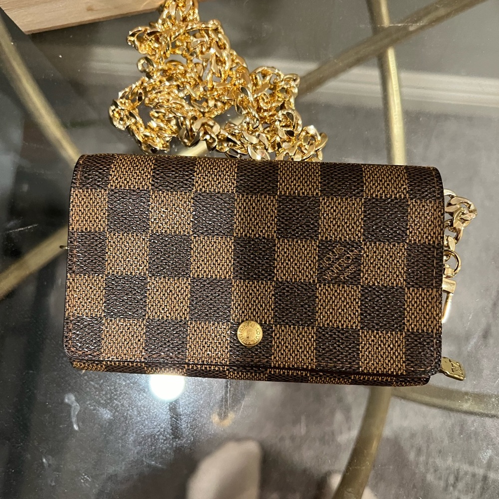 LV wallet